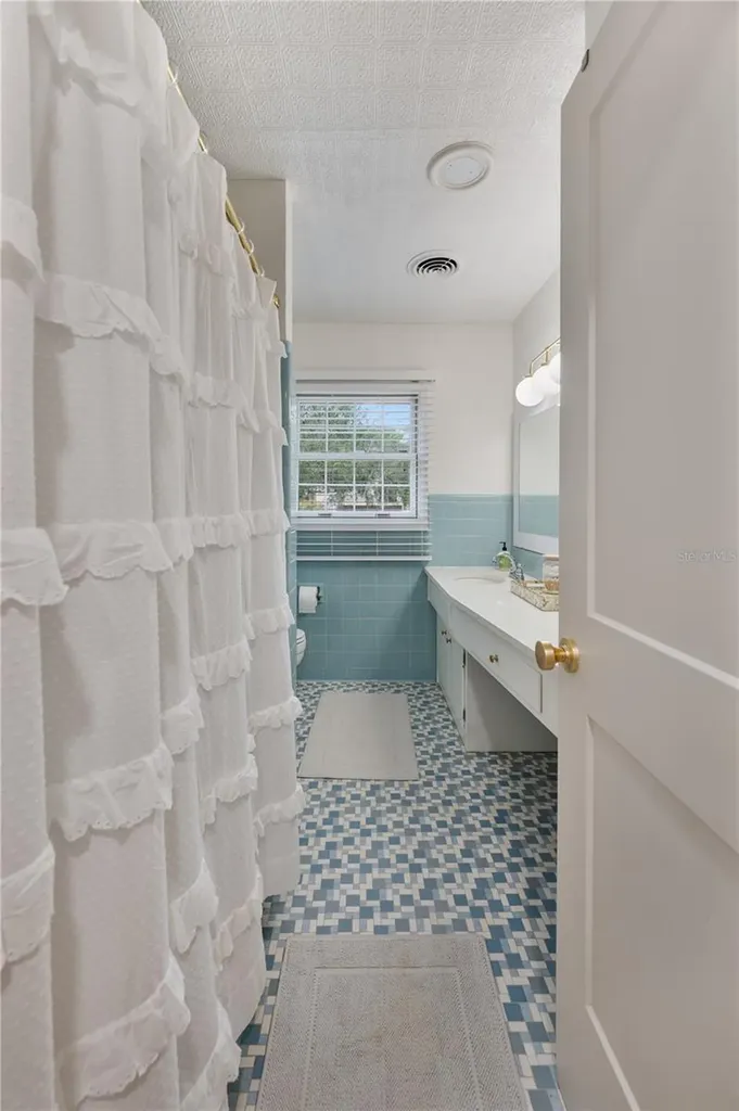 2718 Berkeley Avenue Lakeland FL 33803