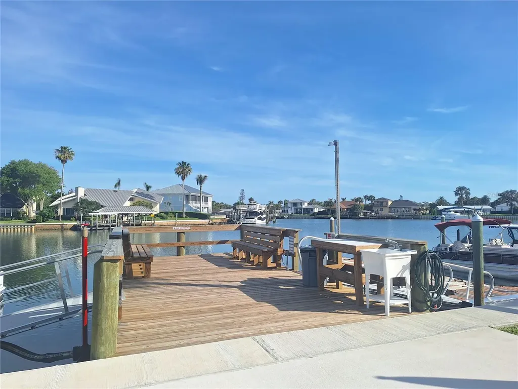 325 N Causeway New Smyrna Beach FL 32169