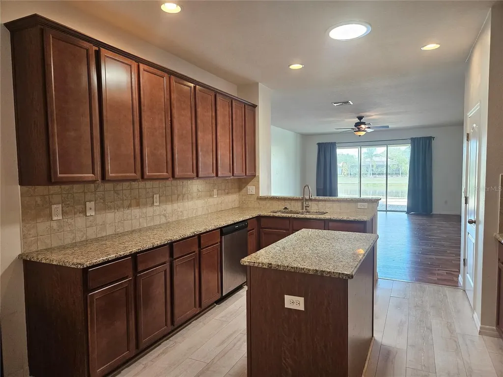 118 Peony Court Bradenton FL 34212