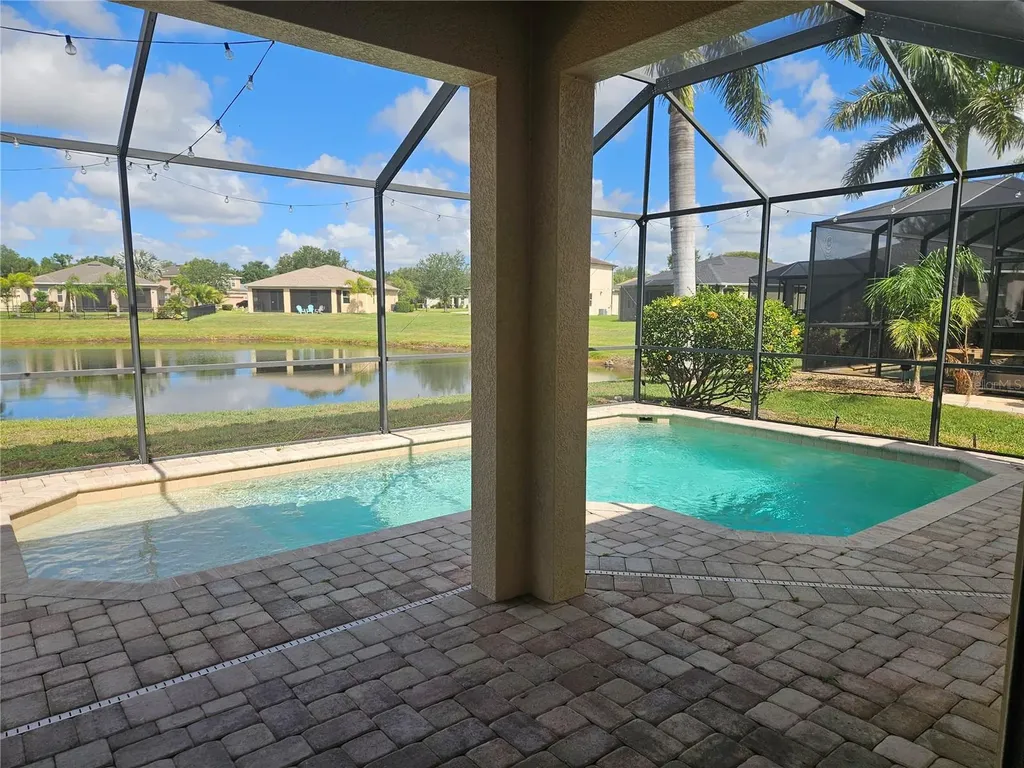 118 Peony Court Bradenton FL 34212