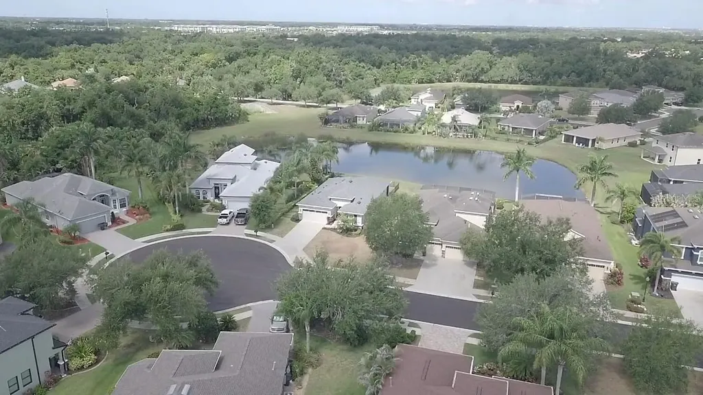 118 Peony Court Bradenton FL 34212