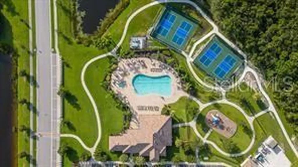 118 Peony Court Bradenton FL 34212