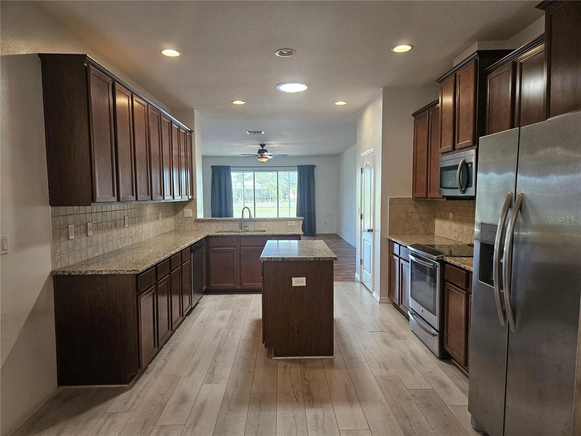 118 Peony Court Bradenton FL 34212