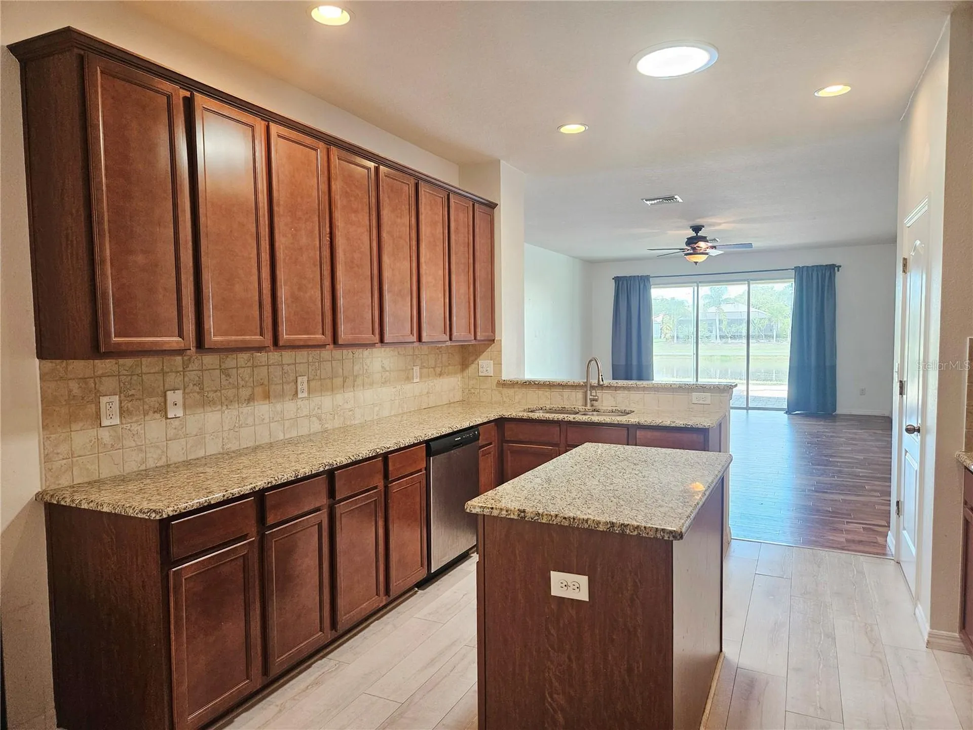118 Peony Court Bradenton FL 34212