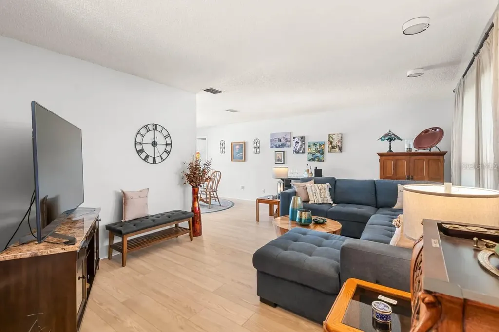 736 Flamingo Drive Apollo Beach FL 33572