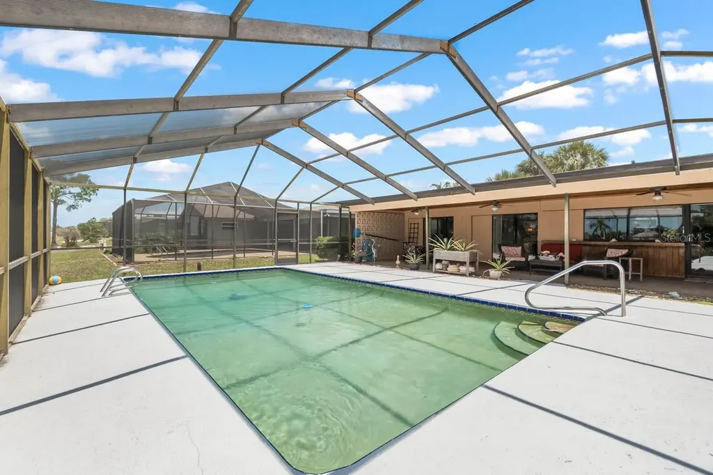736 Flamingo Drive Apollo Beach FL 33572