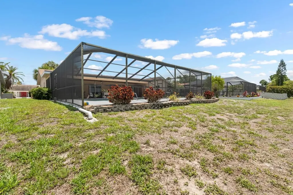736 Flamingo Drive Apollo Beach FL 33572