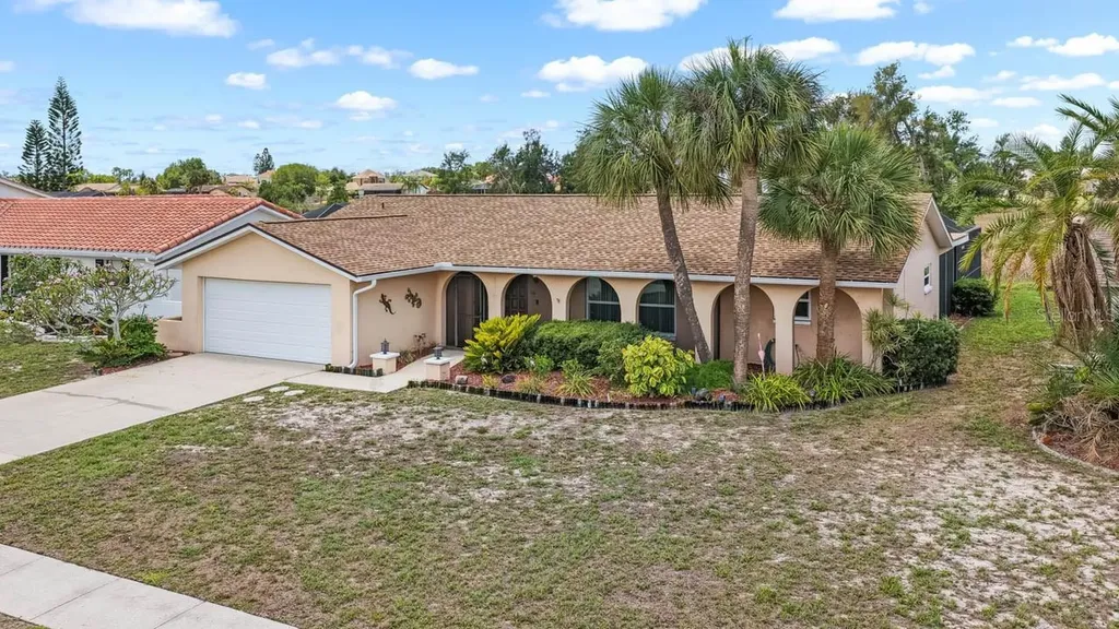 736 Flamingo Drive Apollo Beach FL 33572