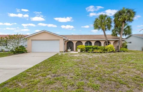 736 Flamingo Drive Apollo Beach FL 33572