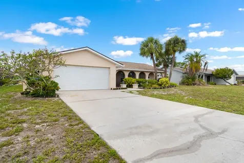 736 Flamingo Drive Apollo Beach FL 33572