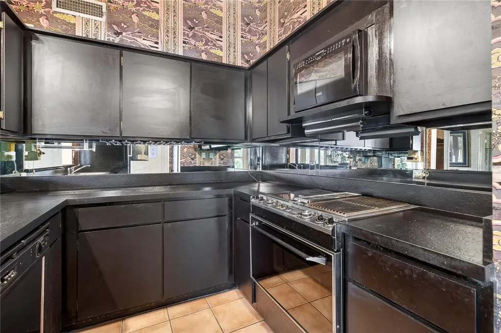200 Maitland Avenue Altamonte Springs FL 32701