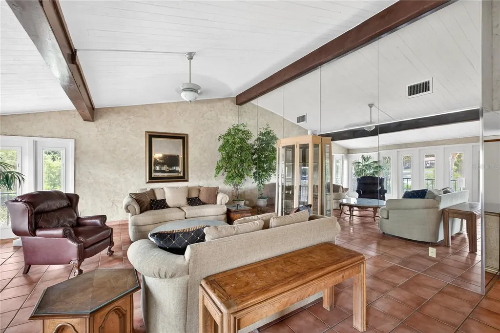 200 Maitland Avenue Altamonte Springs FL 32701