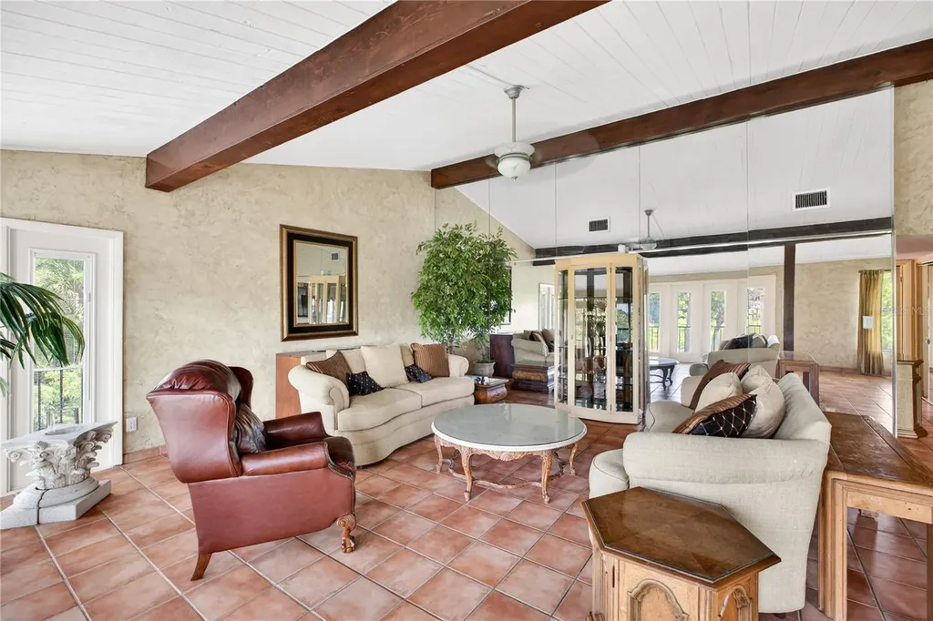 200 Maitland Avenue Altamonte Springs FL 32701