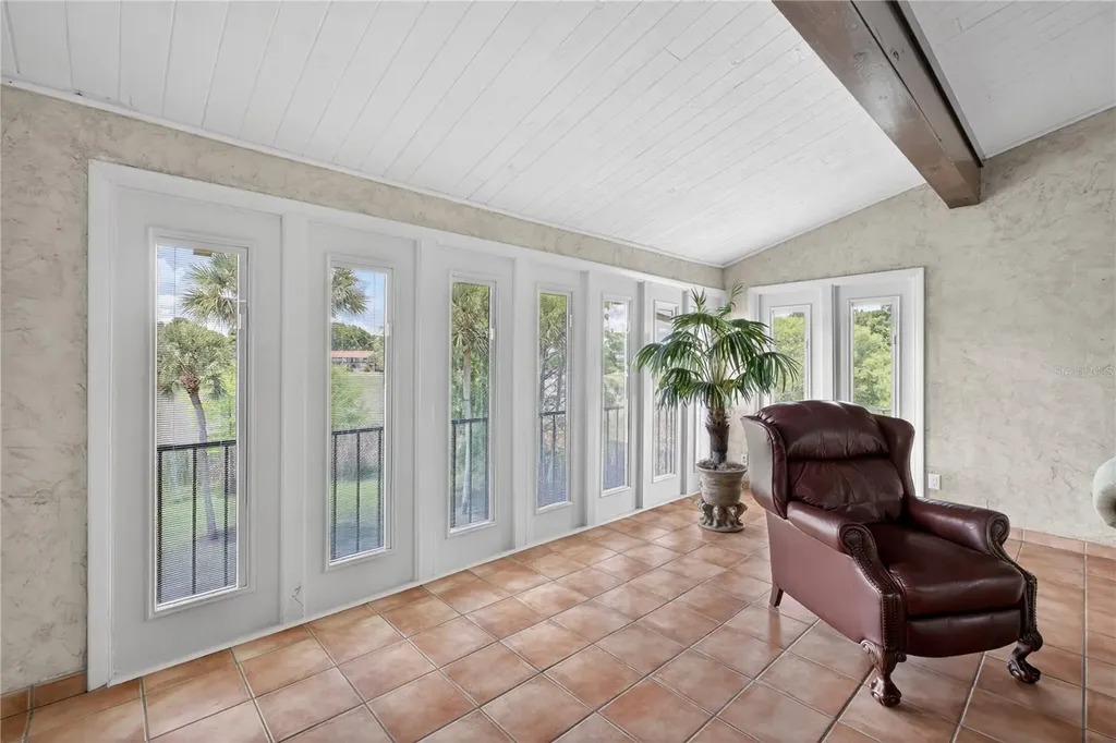 200 Maitland Avenue Altamonte Springs FL 32701