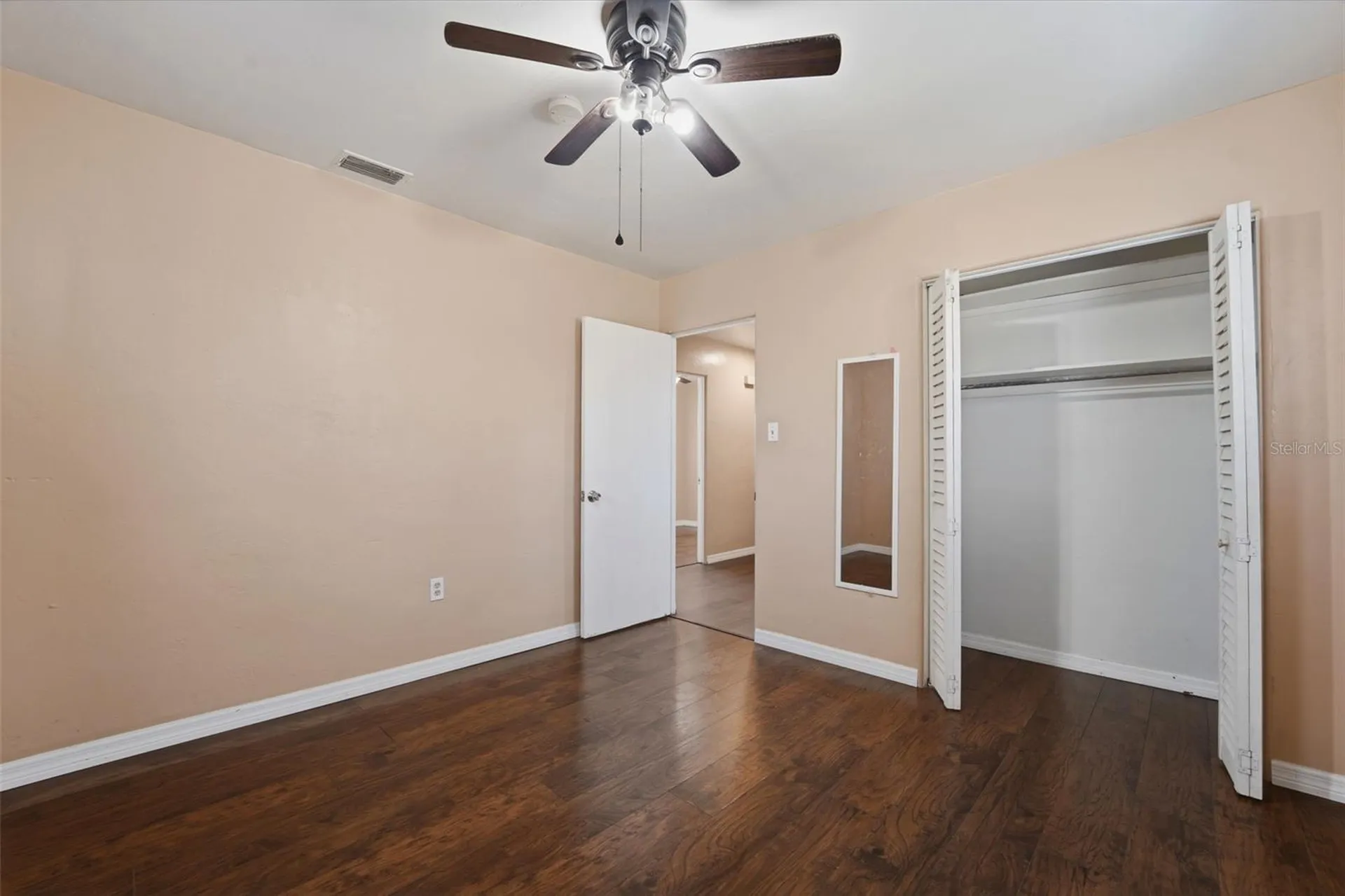3235 Emerson Avenue S St Petersburg FL 33712