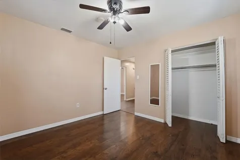3235 Emerson Avenue S St Petersburg FL 33712