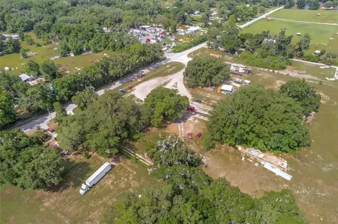 1751 E Highway 329 Citra FL 32113