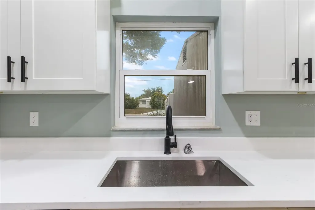 217 Francis Drive Apollo Beach FL 33572