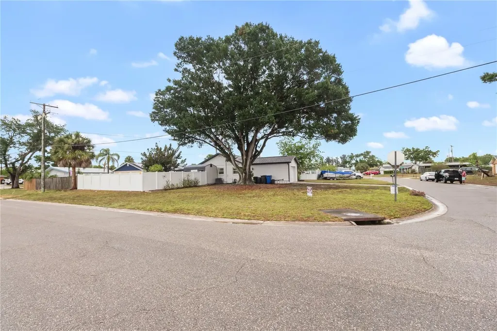 217 Francis Drive Apollo Beach FL 33572