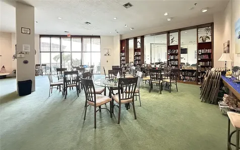 6322 Palma Del Mar Boulevard S St Petersburg FL 33715
