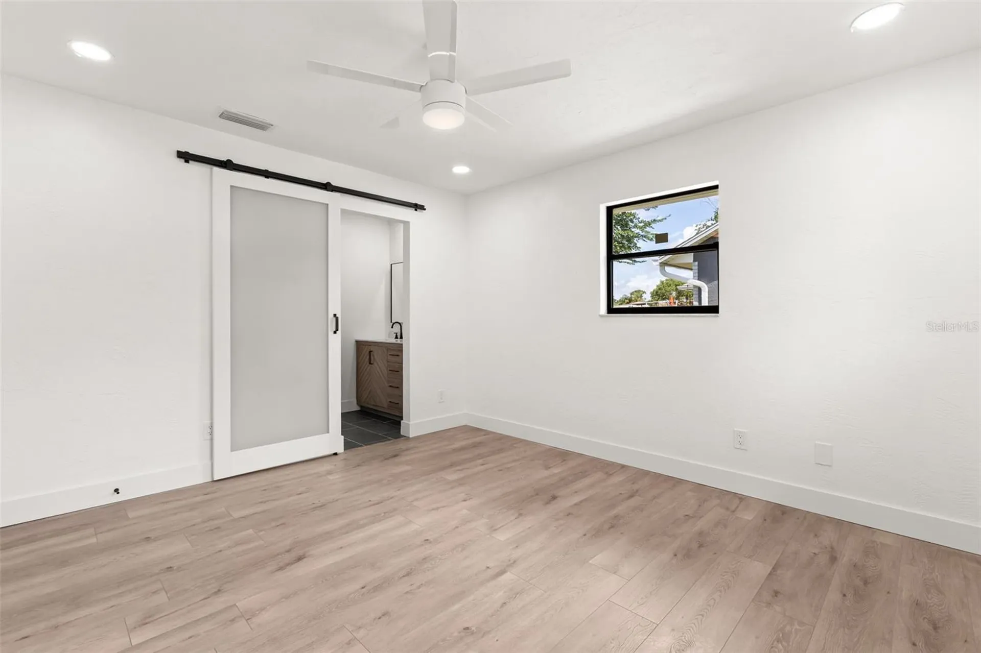 2527 Sabal Palm Drive Edgewater FL 32141