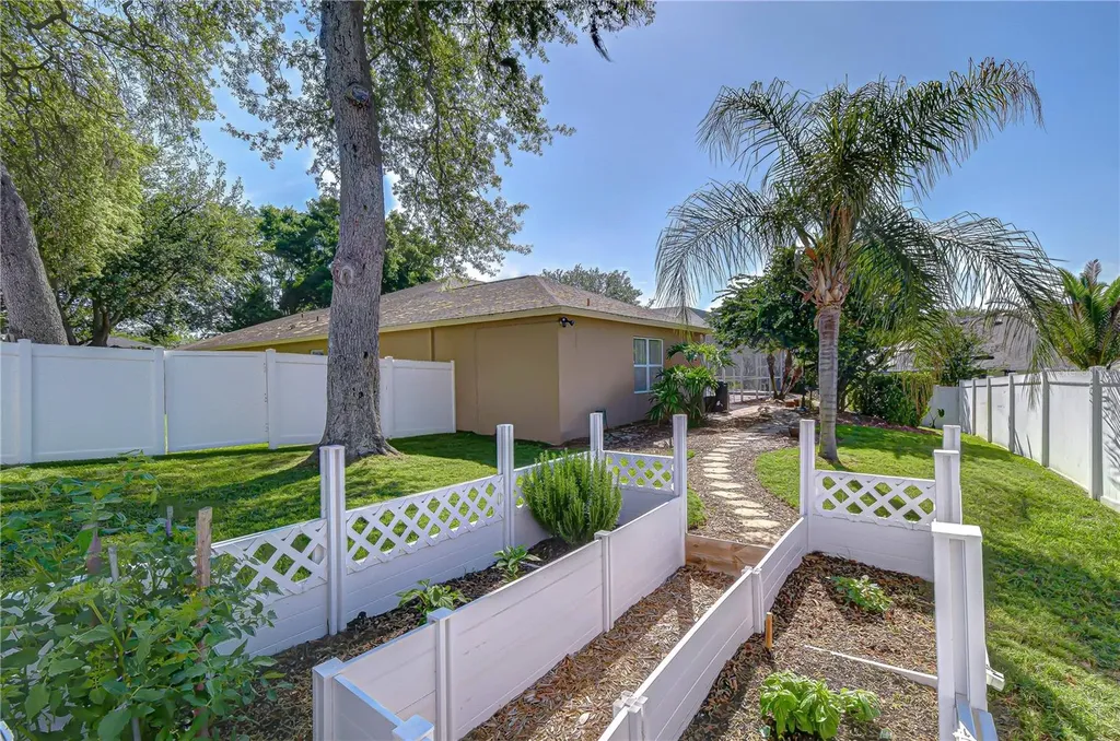 4609 Compass Oaks Drive Valrico FL 33596