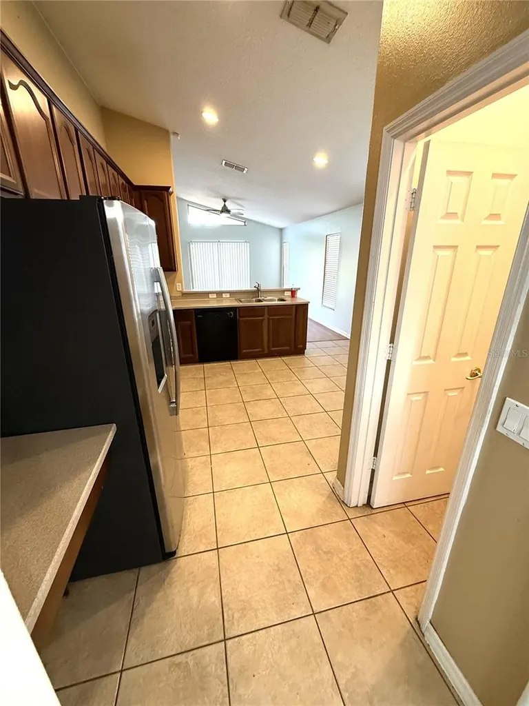 9812 Doriath Circle Orlando FL 32825