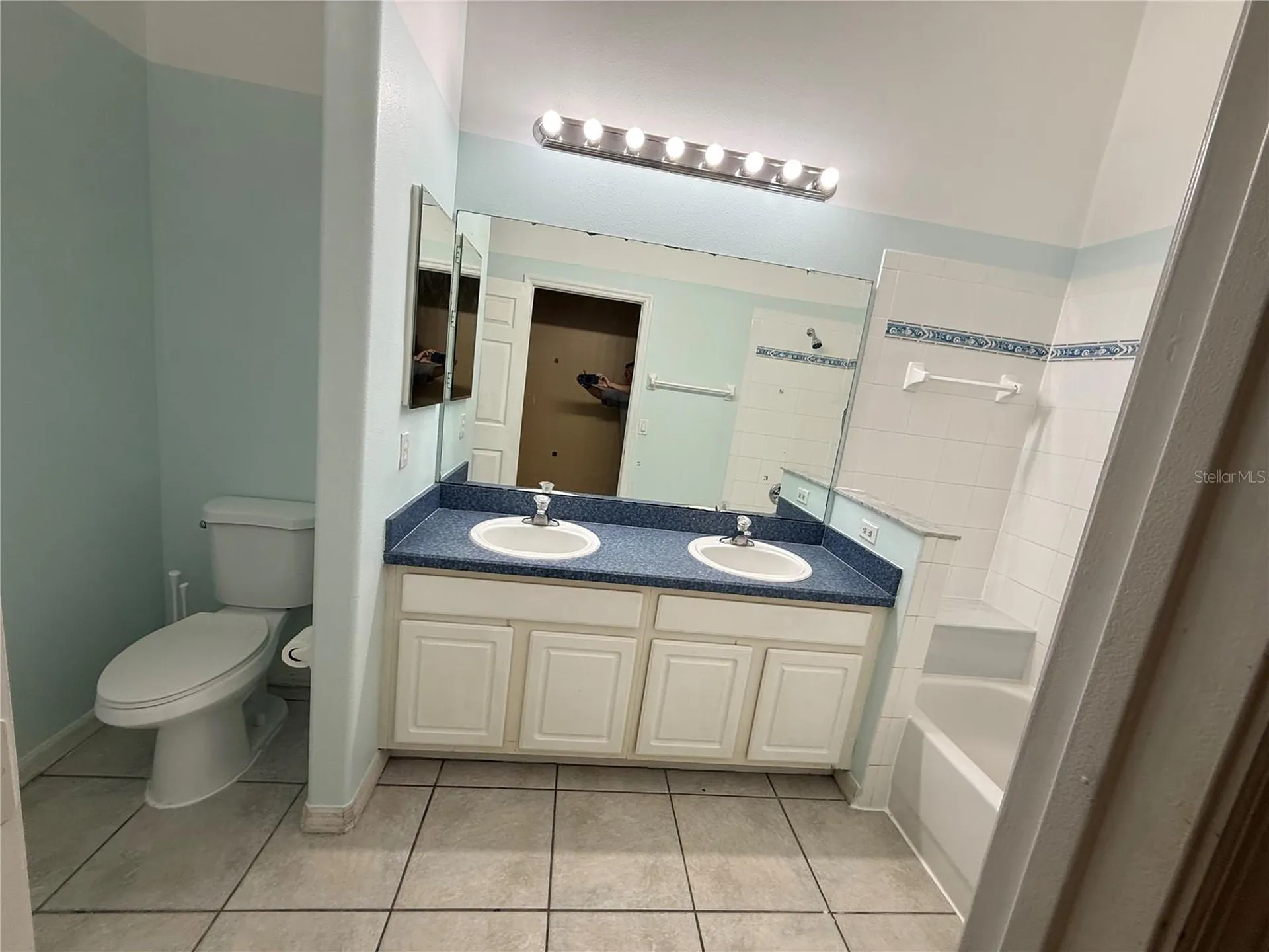9812 Doriath Circle Orlando FL 32825
