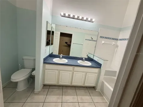 9812 Doriath Circle Orlando FL 32825
