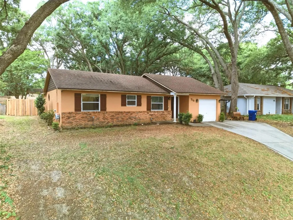 706 Lakeview Drive Ocoee FL 34761