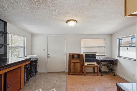 21128 Niles Avenue Mount Dora FL 32757