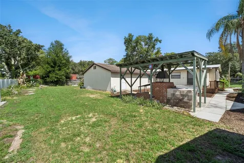 21128 Niles Avenue Mount Dora FL 32757