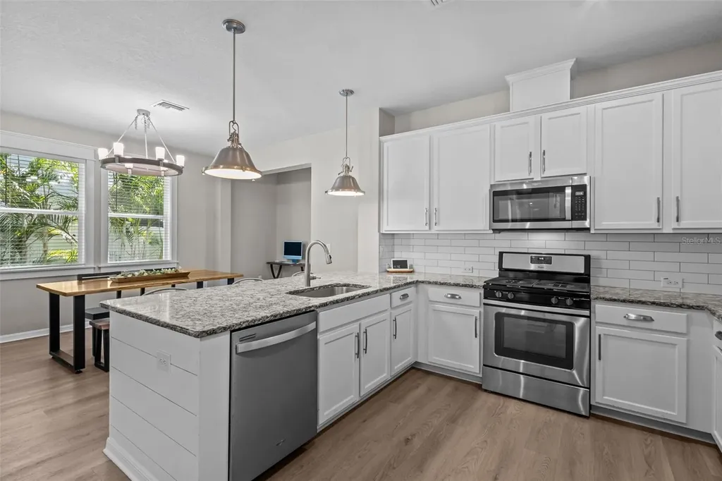2542 Claymore Street Odessa FL 33556