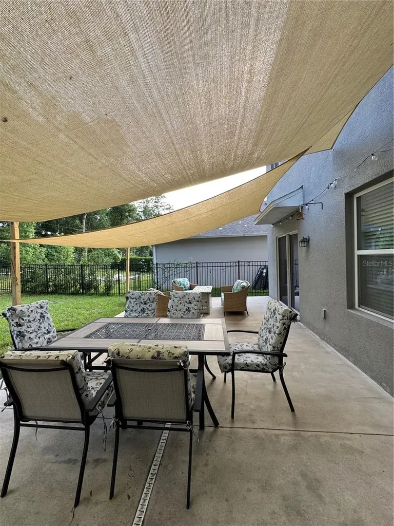 325 Charles Drive Deland FL 32724