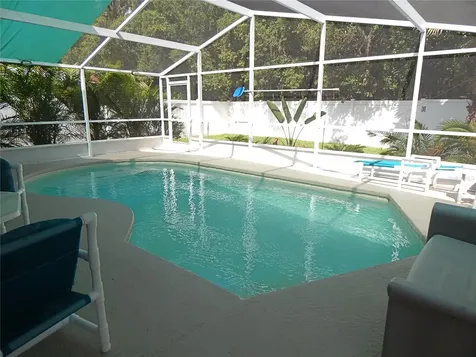 5869 Meadowpark Place Lithia FL 33547