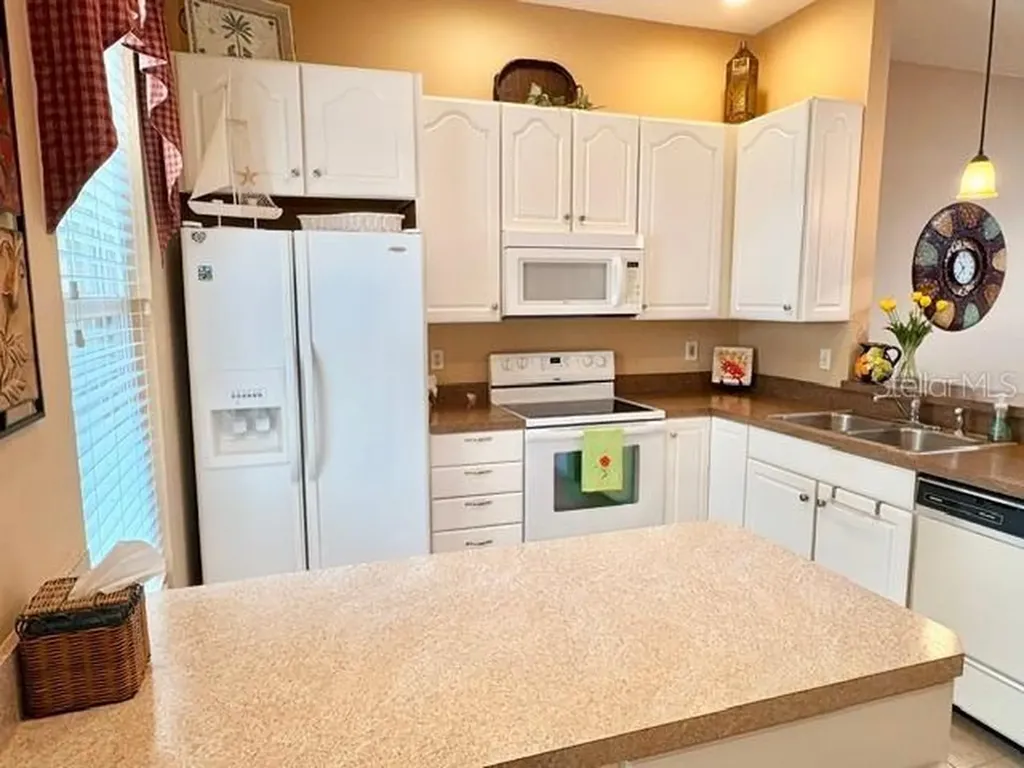 311 Kelsey Way Sun City Center FL 33573