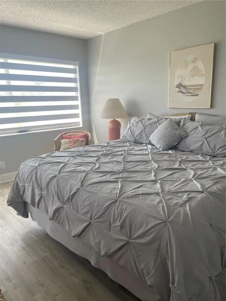 5724 La Puerta Del Sol Boulevard St Petersburg FL 33715