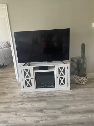 5724 La Puerta Del Sol Boulevard St Petersburg FL 33715