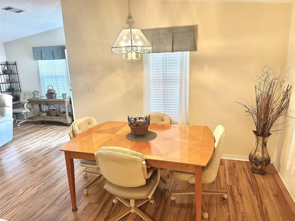 11208 101st Street Largo FL 33773