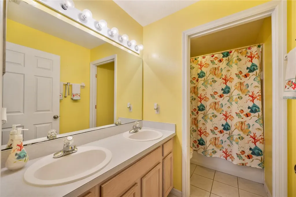 227 Whittier Street Davenport FL 33896