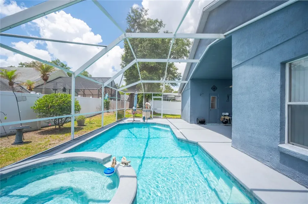 227 Whittier Street Davenport FL 33896