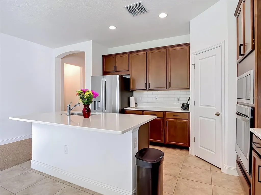 792 Hyperion Drive Debary FL 32713