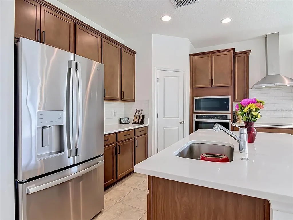 792 Hyperion Drive Debary FL 32713