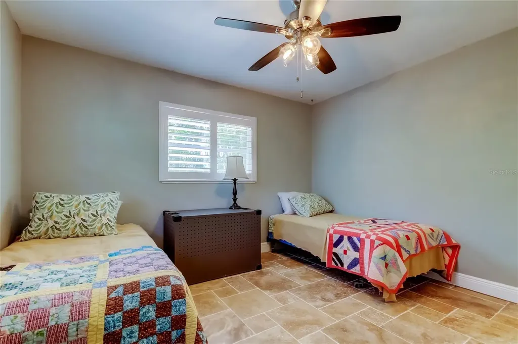 4174 14th Lane NE St Petersburg FL 33703