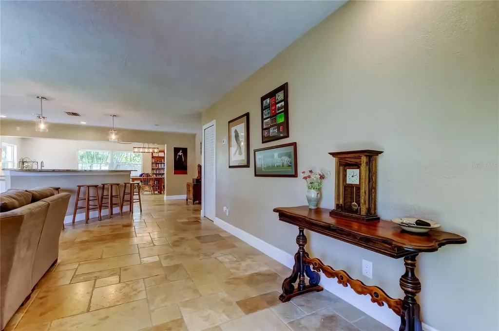 4174 14th Lane NE St Petersburg FL 33703