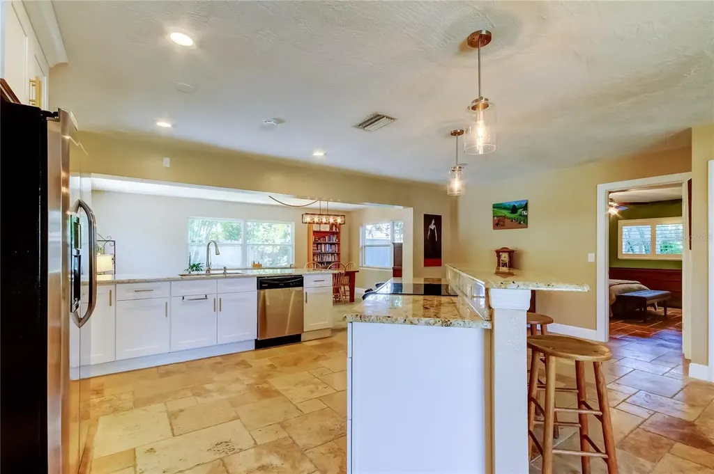 4174 14th Lane NE St Petersburg FL 33703