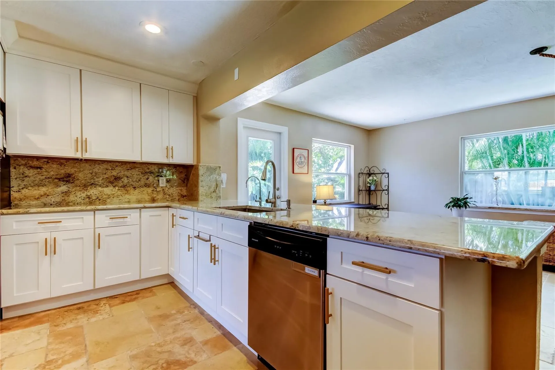 4174 14th Lane NE St Petersburg FL 33703