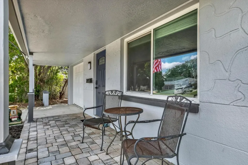 6240 39th Avenue N St Petersburg FL 33709