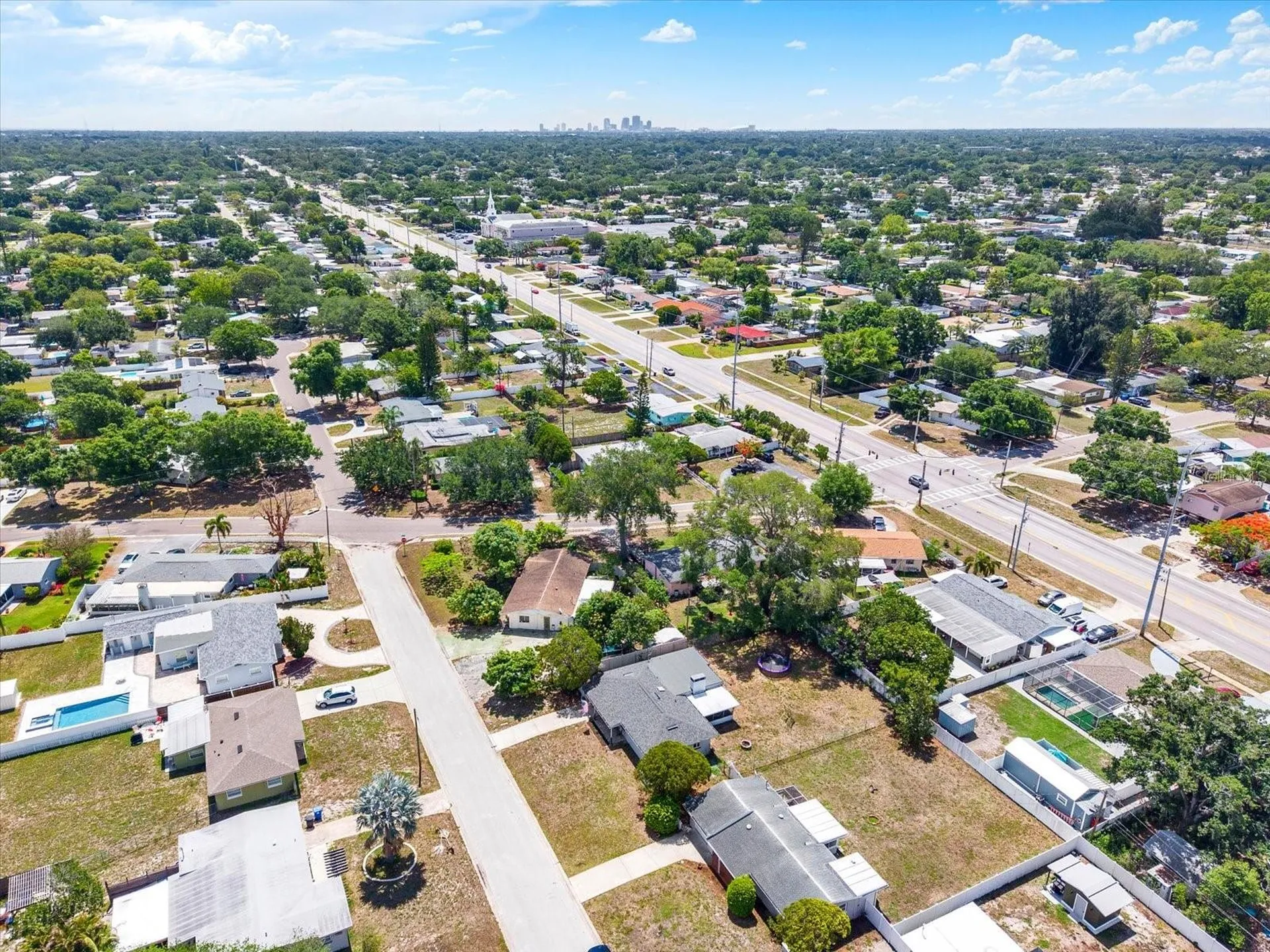 6240 39th Avenue N St Petersburg FL 33709