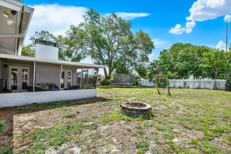 6240 39th Avenue N St Petersburg FL 33709
